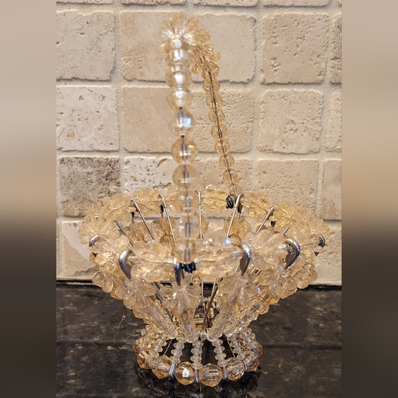 Vintage Safety Pin Art Basket - Picture 4 of 11